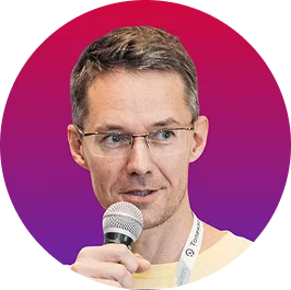 Михаил Шакин